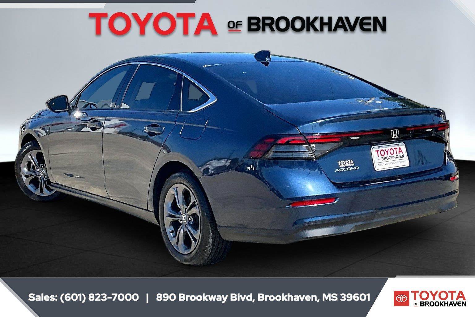 Used 2024 Honda Accord EX image 2