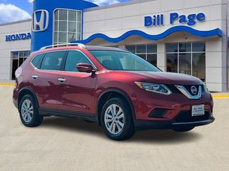 Used 2015 Nissan Rogue SV w/ SV Premium Package image 1