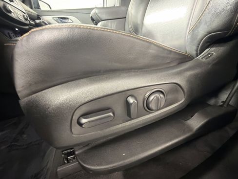 Used 2020 Chevrolet Traverse RS image 5