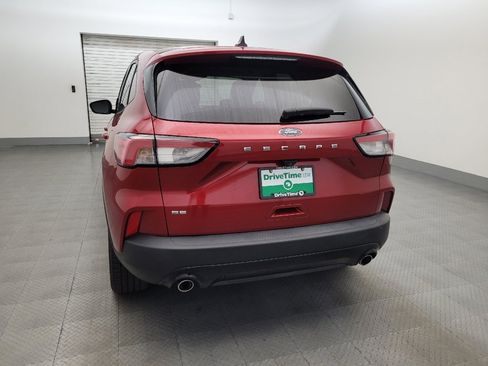 Used 2021 Ford Escape SE w/ SE Sport Appearance Package FWD image 5