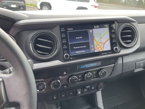 Certified 2023 Toyota Tacoma TRD Off-Road w/ Technology Package AWD/4WD image 24