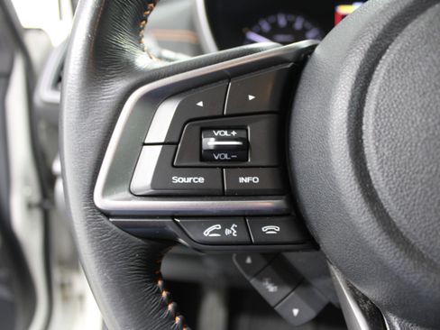 Used 2021 Subaru Crosstrek 2.0i Premium image 10