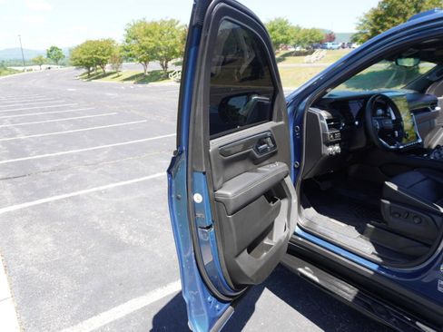 Used 2026 GMC Yukon XL Elevation w/ Elevation Premium Package AWD/4WD image 31