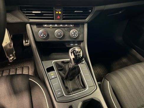Certified 2024 Volkswagen Jetta Sport FWD image 27