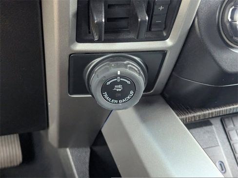 Used 2021 Ford F250 Lariat w/ Lariat Ultimate Package image 30