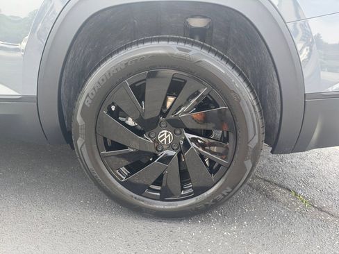 New 2026 Volkswagen Atlas SE FWD image 22