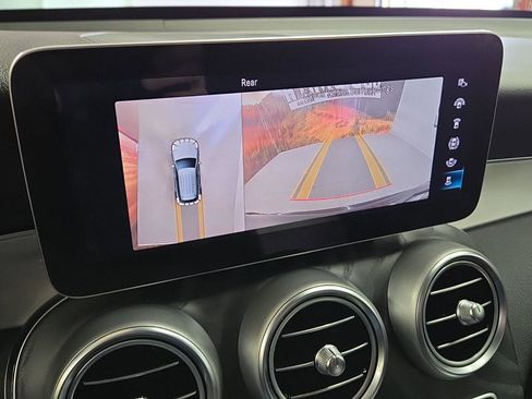 Used 2022 Mercedes-Benz GLC 300 4MATIC image 11