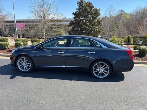 Used 2013 Cadillac XTS Premium image 5