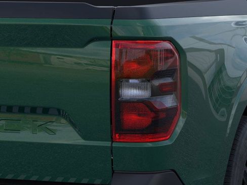 New 2025 Ford Maverick Lariat w/ Black Appearance Package image 22