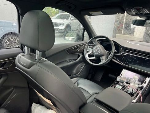 Used 2021 Audi Q7 3.0T Premium AWD/4WD image 6