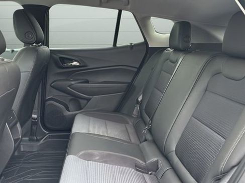 Used 2024 Chevrolet Trax LT w/ Driver Confidence Package FWD image 25