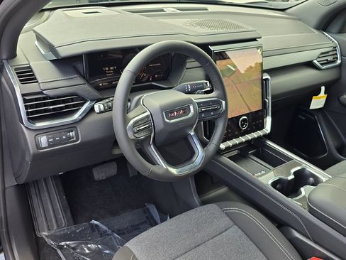 Used 2026 GMC Acadia Elevation w/ Black Edition AWD/4WD image 17