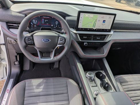 New 2026 Ford Explorer ST-Line w/ ST-Line Street Pack RWD image 10