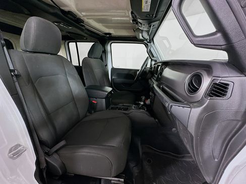 Used 2023 Jeep Wrangler Unlimited image 27