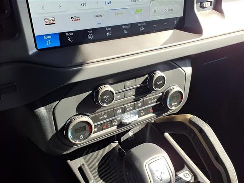 New 2025 Ford Bronco Badlands image 8