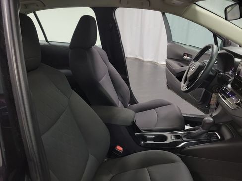 Used 2021 Toyota Corolla LE FWD image 29