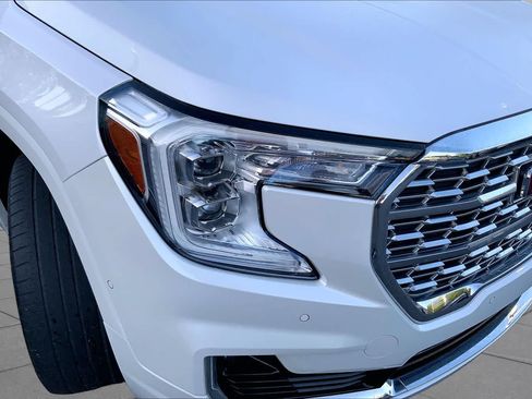 Used 2022 GMC Terrain Denali w/ Denali Premium Package AWD/4WD image 26