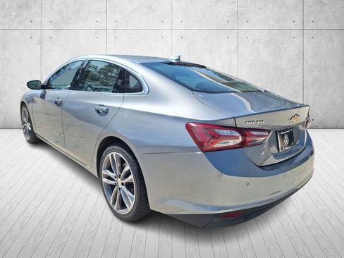 Used 2024 Chevrolet Malibu LT image 3