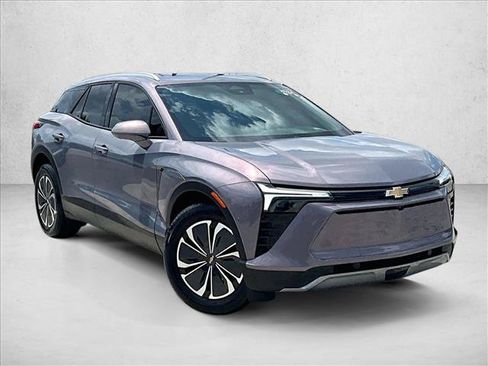 Used 2024 Chevrolet Blazer EV LT AWD/4WD image 12