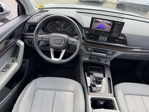Certified 2023 Audi Q5 2.0T Premium w/ Convenience Package AWD/4WD image 12