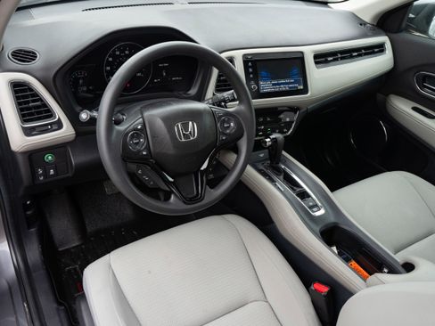Used 2020 Honda HR-V EX image 12