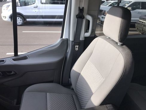 Used 2025 Ford Transit 350 XLT image 24