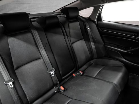 Used 2019 Honda Accord Hybrid image 21