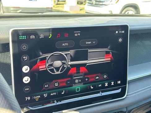 New 2026 Volkswagen Tiguan SE R-Line FWD image 20