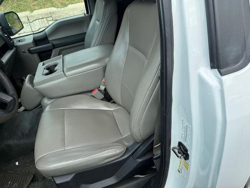 Used 2017 Ford F150 XL w/ XL Power Equipment Group RWD image 4