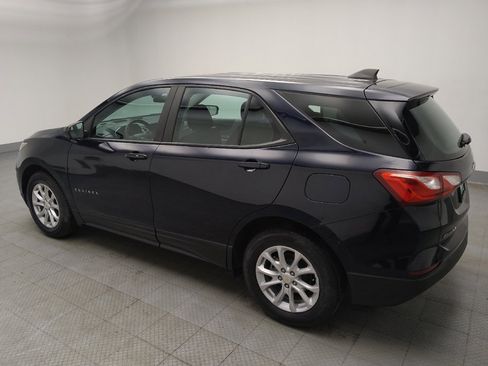 Used 2021 Chevrolet Equinox LS FWD image 3