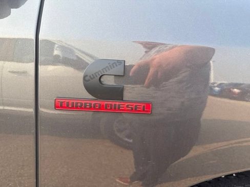 Used 2023 RAM 2500 Laramie AWD/4WD image 4