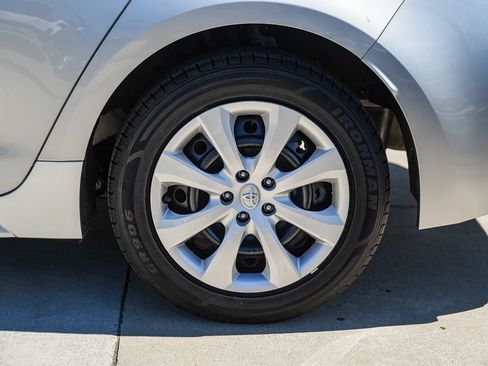 Certified 2024 Toyota Corolla LE FWD image 10