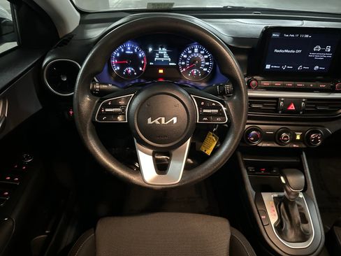 Used 2024 Kia Forte LXS image 16