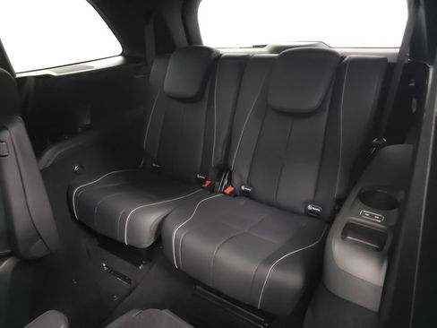 Certified 2025 Mercedes-Benz GLS 450 4MATIC image 30