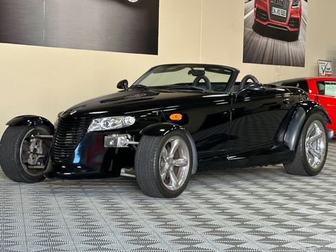 Used 1999 Plymouth Prowler RWD image 8