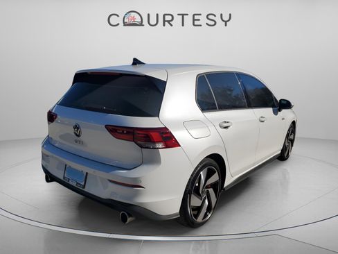 Used 2025 Volkswagen Golf S image 3