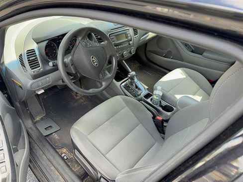 Used 2018 Kia Forte LX FWD image 5