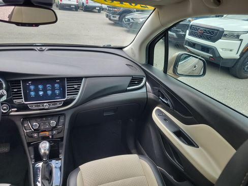 Used 2018 Buick Encore Preferred FWD image 9