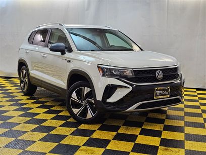 Used 2024 Volkswagen Taos SE