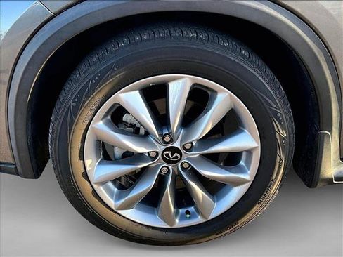 Used 2021 INFINITI QX50 Luxe w/ Cargo Package image 10