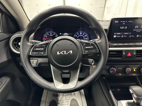 Used 2024 Kia Forte LXS image 18