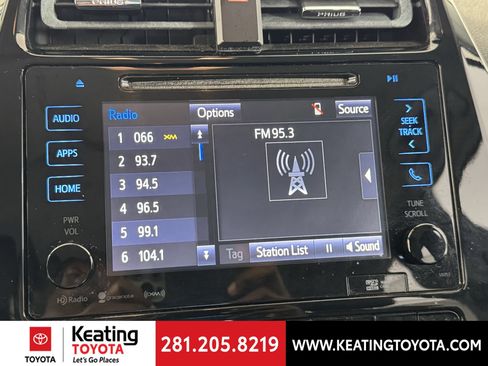 Used 2017 Toyota Prius Four image 23