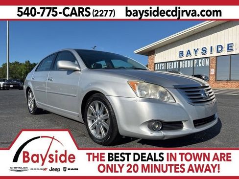 Used 2010 Toyota Avalon Limited FWD image 1