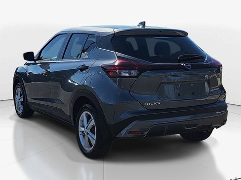 Used 2023 Nissan Kicks S FWD image 6
