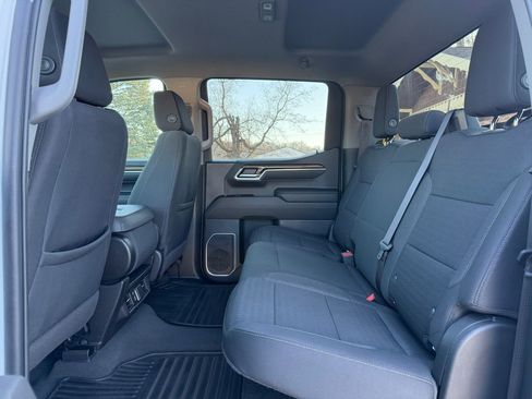 Used 2022 Chevrolet Silverado 1500 LT image 24