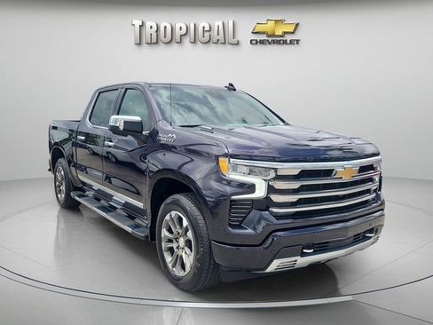 Used 2023 Chevrolet Silverado 1500 High Country w/ Technology Package image 4