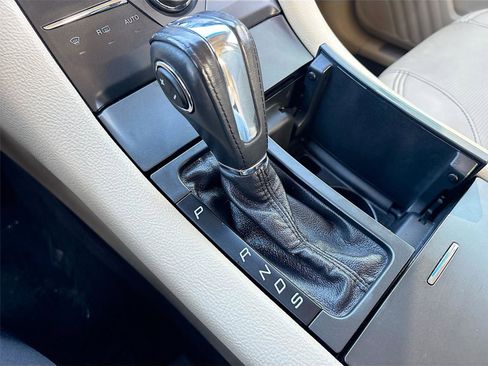 Used 2015 Ford Taurus Limited image 16