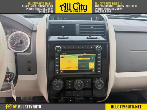 Used 2009 Ford Escape Limited image 24