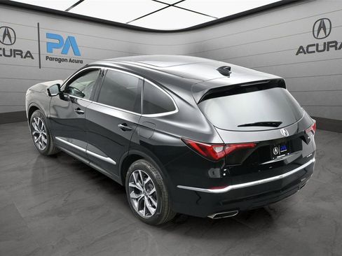 Used 2023 Acura MDX SH-AWD w/ Technology Package image 35