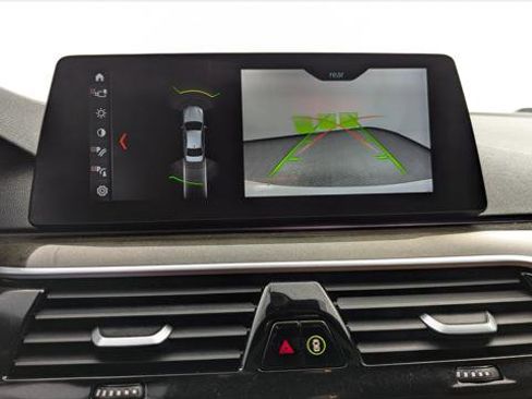 Used 2018 BMW 540i 540I w/ Premium Package image 24
